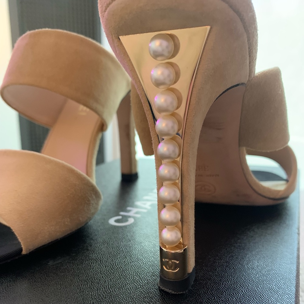 CHANEL suede mules with Pearl heels